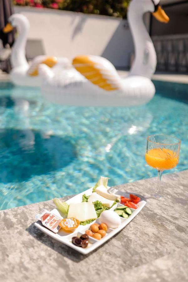 בודרום Swan Boutique Hotel מראה חיצוני תמונה